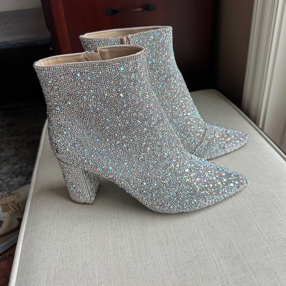 Betsy Johnson Studded Heels - Picture 3 of 4